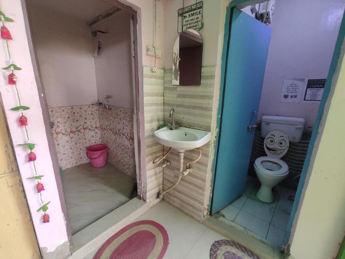 Superinn Home Stay& Guest House Агра Екстер'єр фото