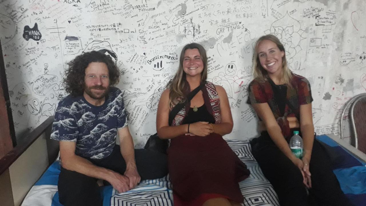 Superinn Home Stay& Guest House Агра Екстер'єр фото
