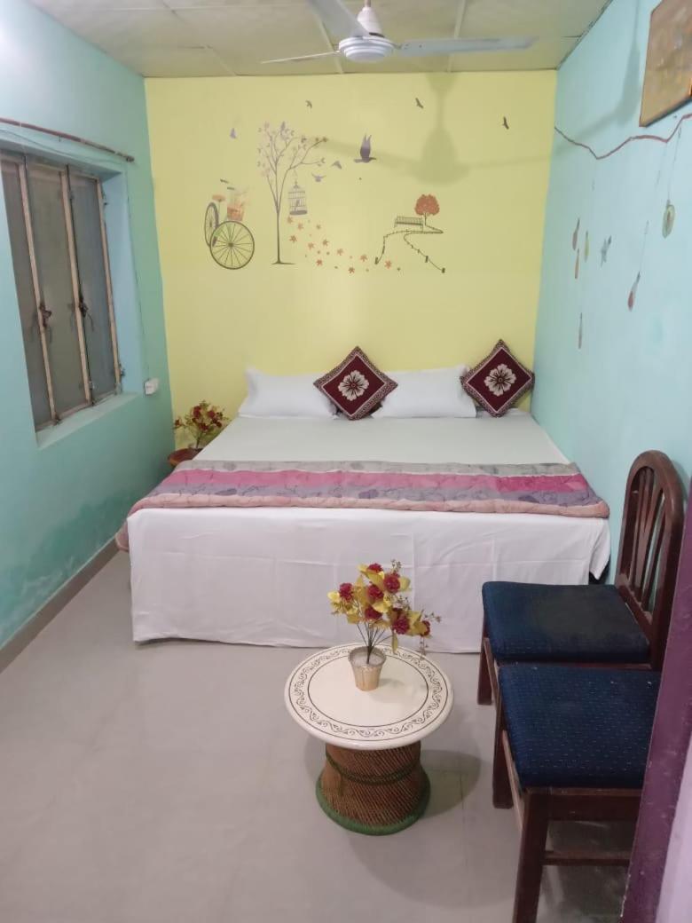 Superinn Home Stay& Guest House Агра Екстер'єр фото